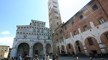 Recorrido por Pisa y Lucca :: ¡Descubra la Toscana!