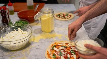 Clase de cocina de pizza y helado - Roma ❒ Italy Tickets