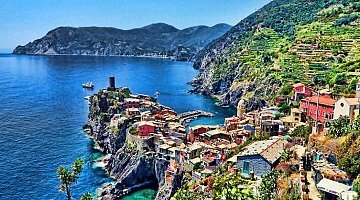 Descubrimiento privado de Cinque Terre con almuerzo a base de marisco ❒ Italy Tickets