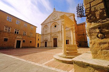 Pienza și Palazzo Piccolomini :: tururi în Toscana