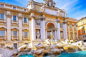 跟随我们的旅游团游览罗马！
