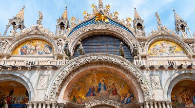 Venetië Masterclass: Dogepaleis en San Marco Basiliek en exclusieve terrassen met Skip The Line bezoek ❒ Italy Tickets